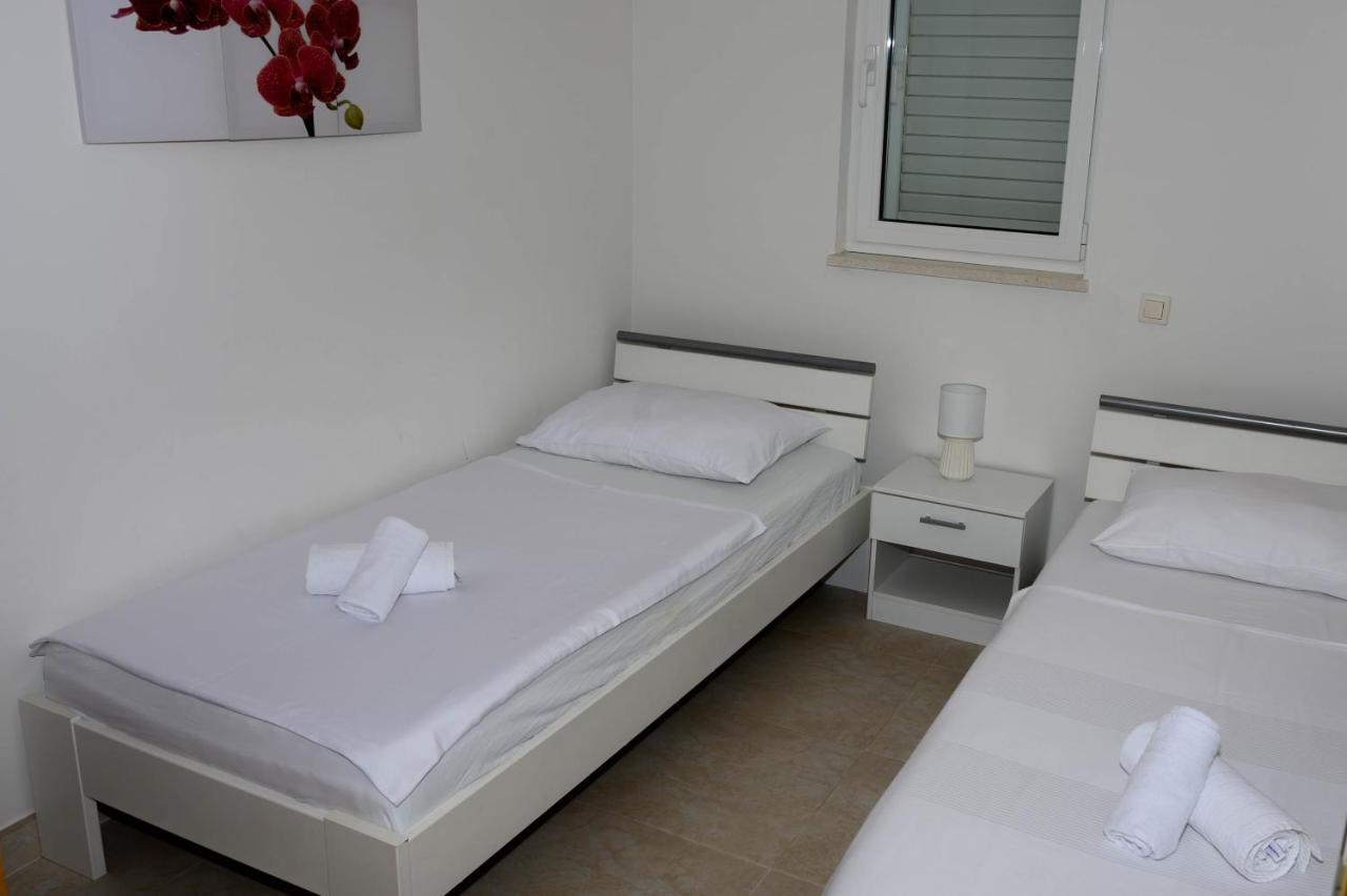 Villa Vinko Trogir Exterior foto